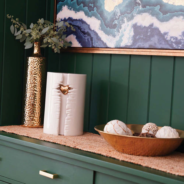 Heart Column White, Full Size Urn