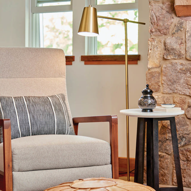 Black Engraved Urn, 40 Cubic Inches