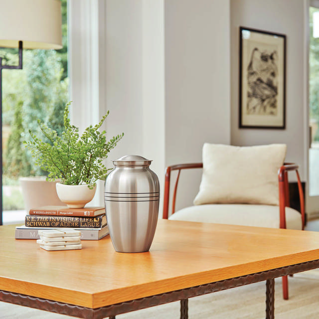 Classic Pewter, Full Size Urn