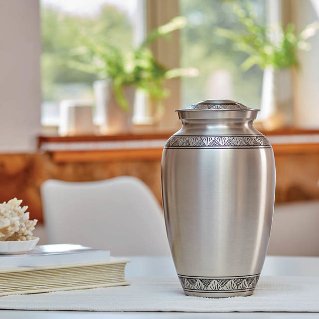 Athena® Pewter, Full Size Urn