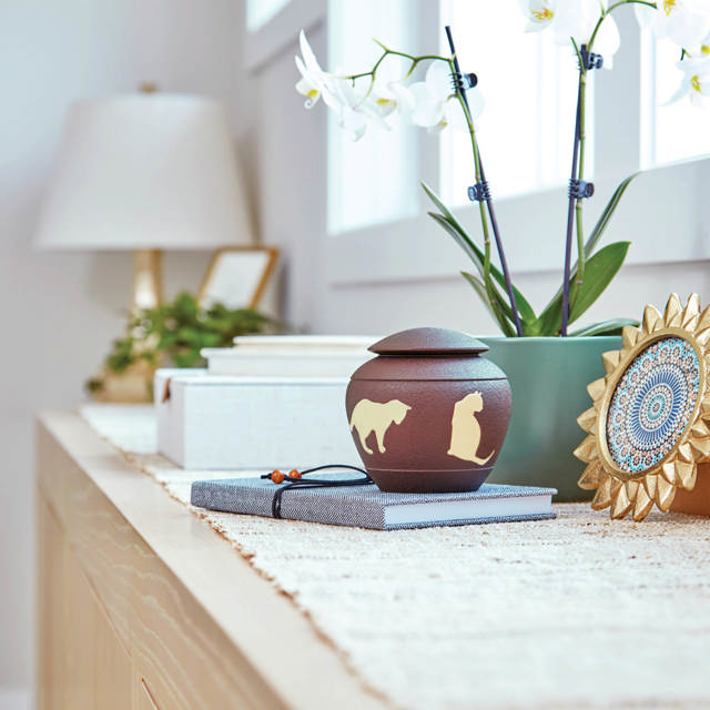 Silhouette Cat Sienna, Petite Urn