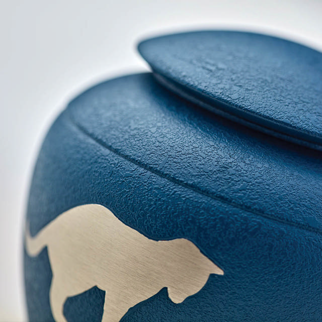 Silhouette Cat Country Blue, Petite Urn