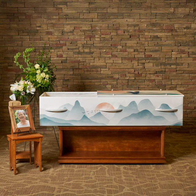 LifeArt Eternal Peace Cranes Cremation Container