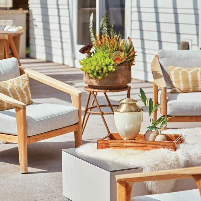 Artisan Pearl, Full Size Urn