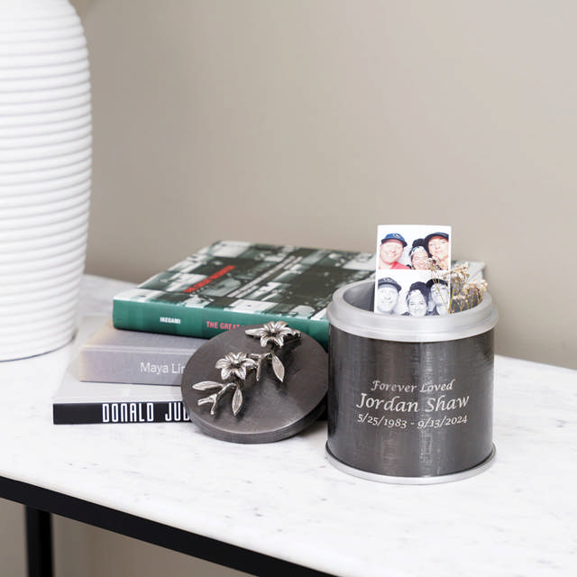 Windsong™ Lily Memento Keepsake Slate/Pewter