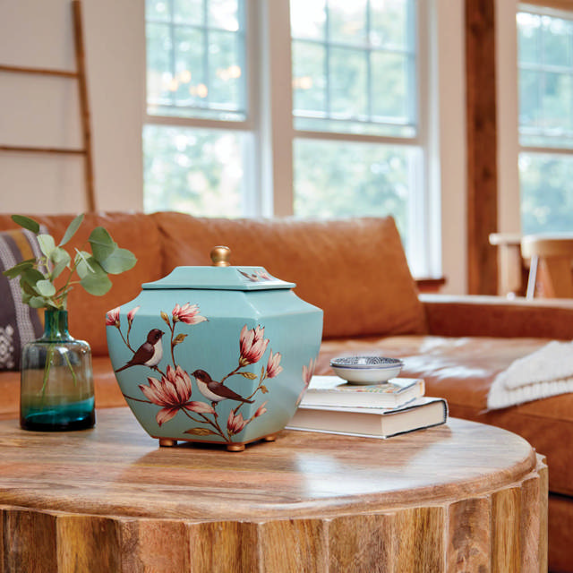 Magnolia Lovebirds, Full Size Urn