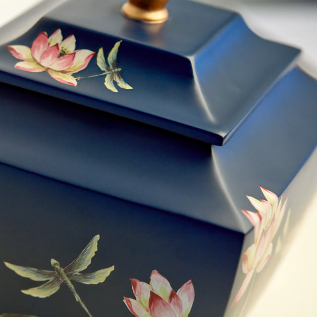 Water Lily Dragonfiles, Full Size Urn