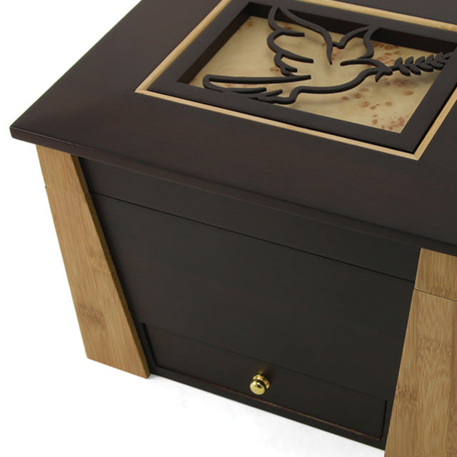 Craftsman Style Memory Chest with Dove
