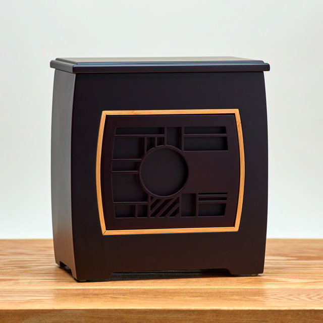 Modern Urn with Geometric