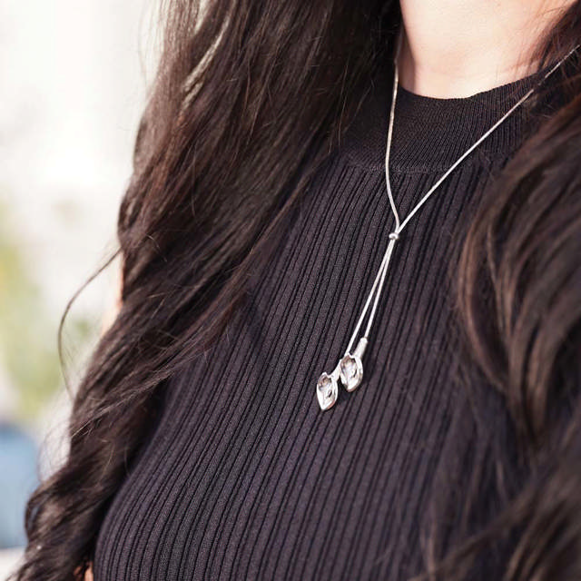 Pewter Everlasting Lily Companion